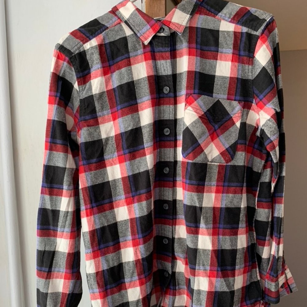 Eddie Bauer Women's flannel, relaxed fit -  L